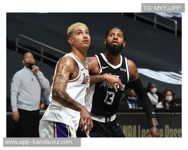 亨特对阵旧主表现出色9投6中斩获16分4篮板2抢断三分命中率50 亨特对阵旧主表现出色9投6中斩获16分4篮板2抢断三分命中率50