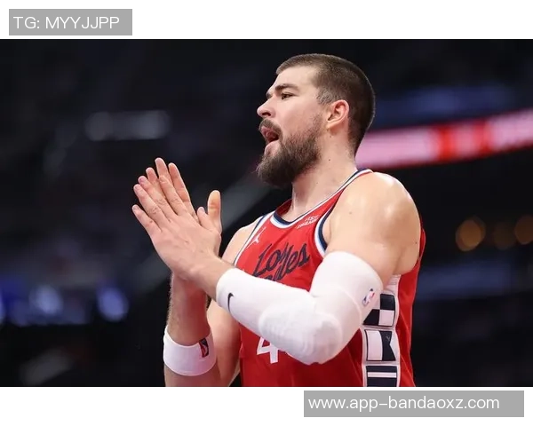 小卡缺阵快船惨遭爵士逆袭西部副班长如何逆转战局揭秘